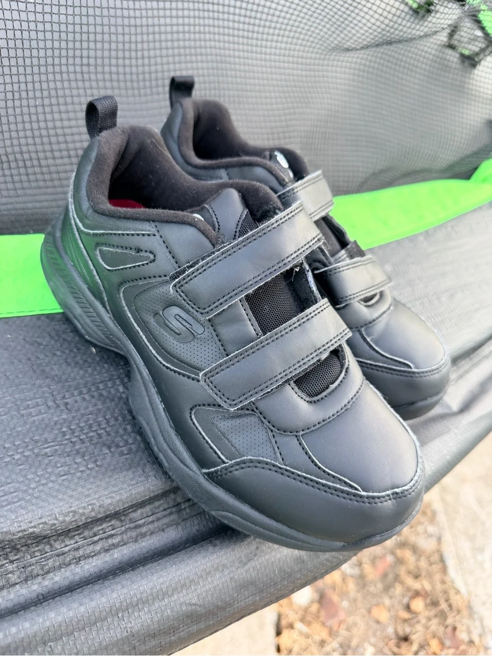 Skechers see minimal #sneakers